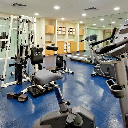 Holiday Inn Express Guadalajara Expo By Ihg Запопан Екстериор снимка