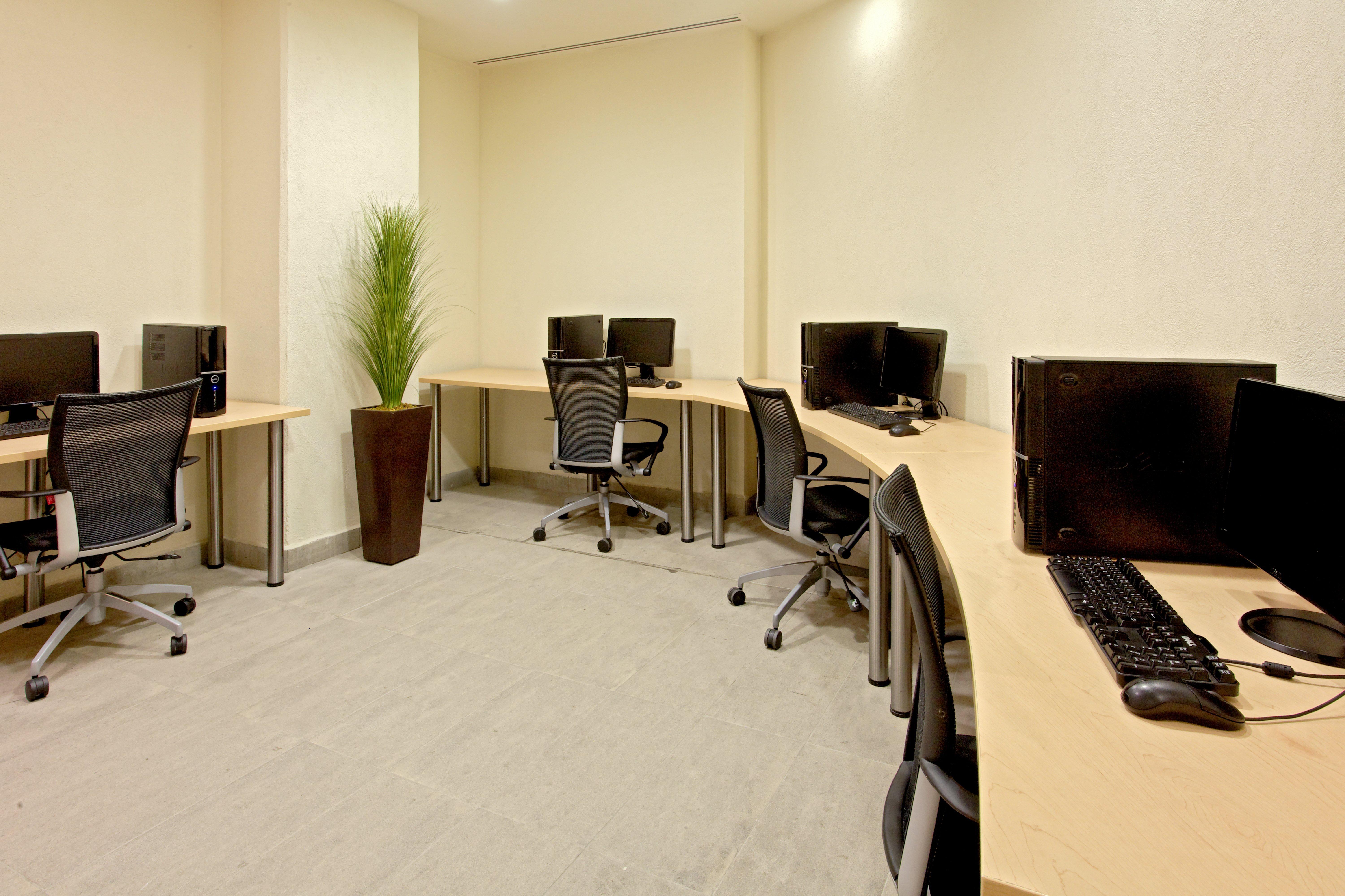 Holiday Inn Express Guadalajara Expo By Ihg Запопан Екстериор снимка