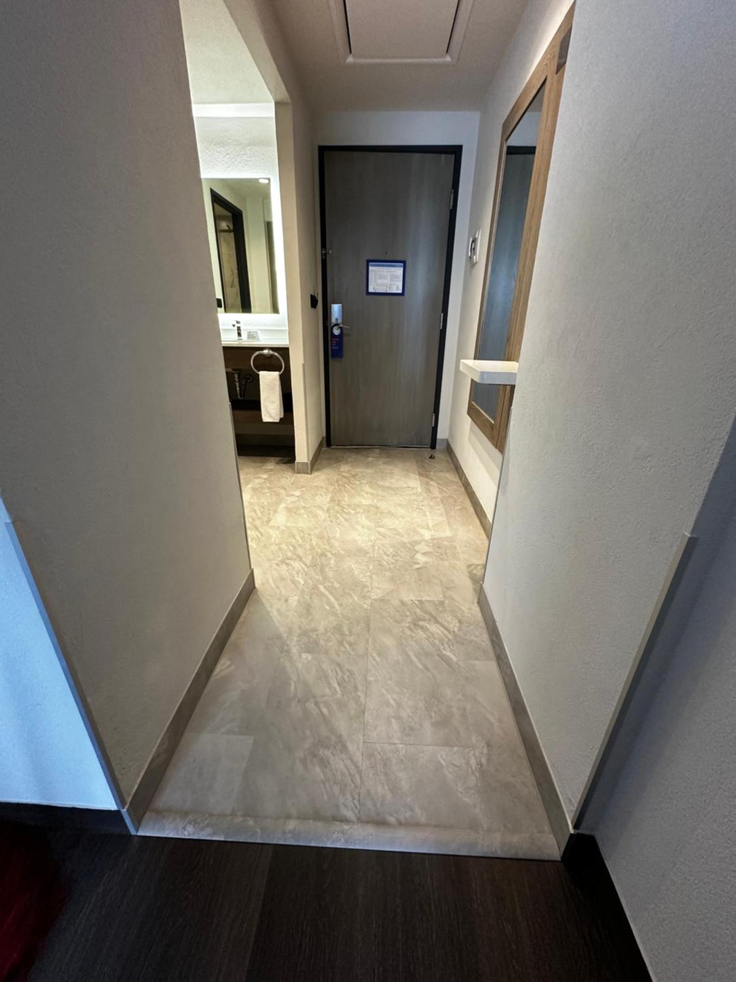 Holiday Inn Express Guadalajara Expo By Ihg Запопан Екстериор снимка